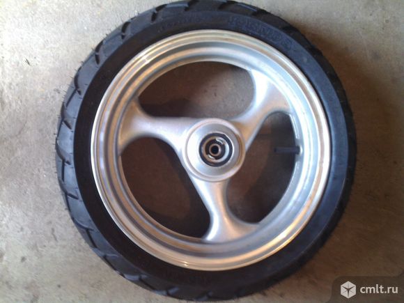 Колесо на скутер 12 радиус. Колесо для звезды от скутера. Маркировка задней шины мотороллера торнадо. Колеса баргузин на ниву шевроле. Колеса на скутер.