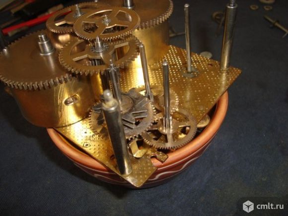 ремонт настенных механических часов с боем. механизм очз янтарь. механизм часовой янтарь очз. ремонт настенных механических часов с боем. механизм настенных часов янтарь.