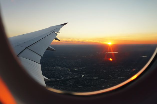 Мошенники могут предложить улететь в другие страны