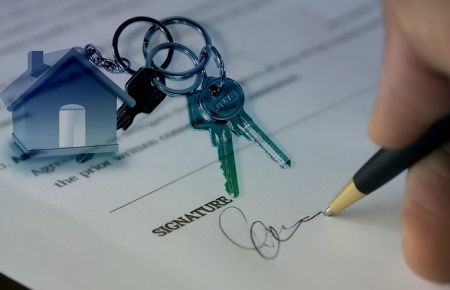 В договоре купли-продажи указывайте полную стоимость квартиры