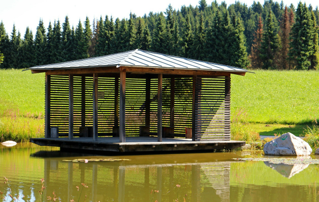 Стройте беседки в живописных местах