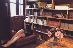 Библиотека необходима в английском интерьере