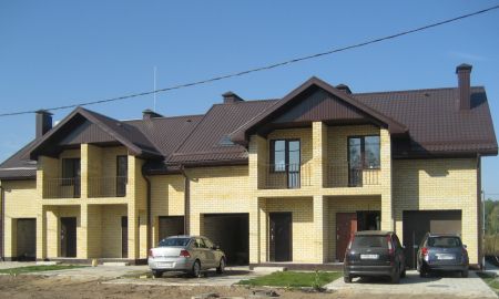 Таунхаусы в жилом массиве Ветряк под Воронежем